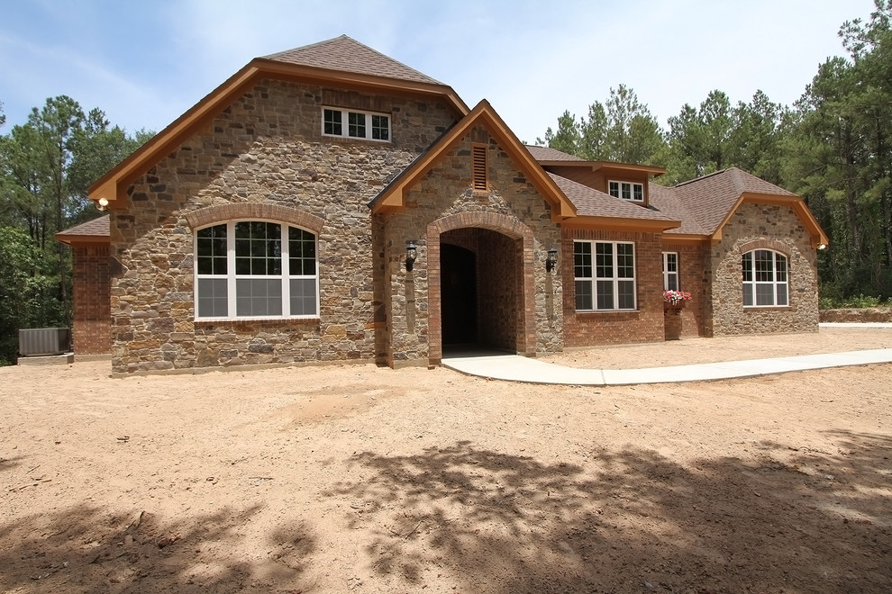 Example of a mountain style exterior home design in Houston