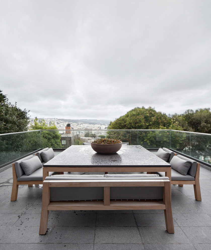 Inspiration for a contemporary rooftop and rooftop deck in San Francisco with no cover.