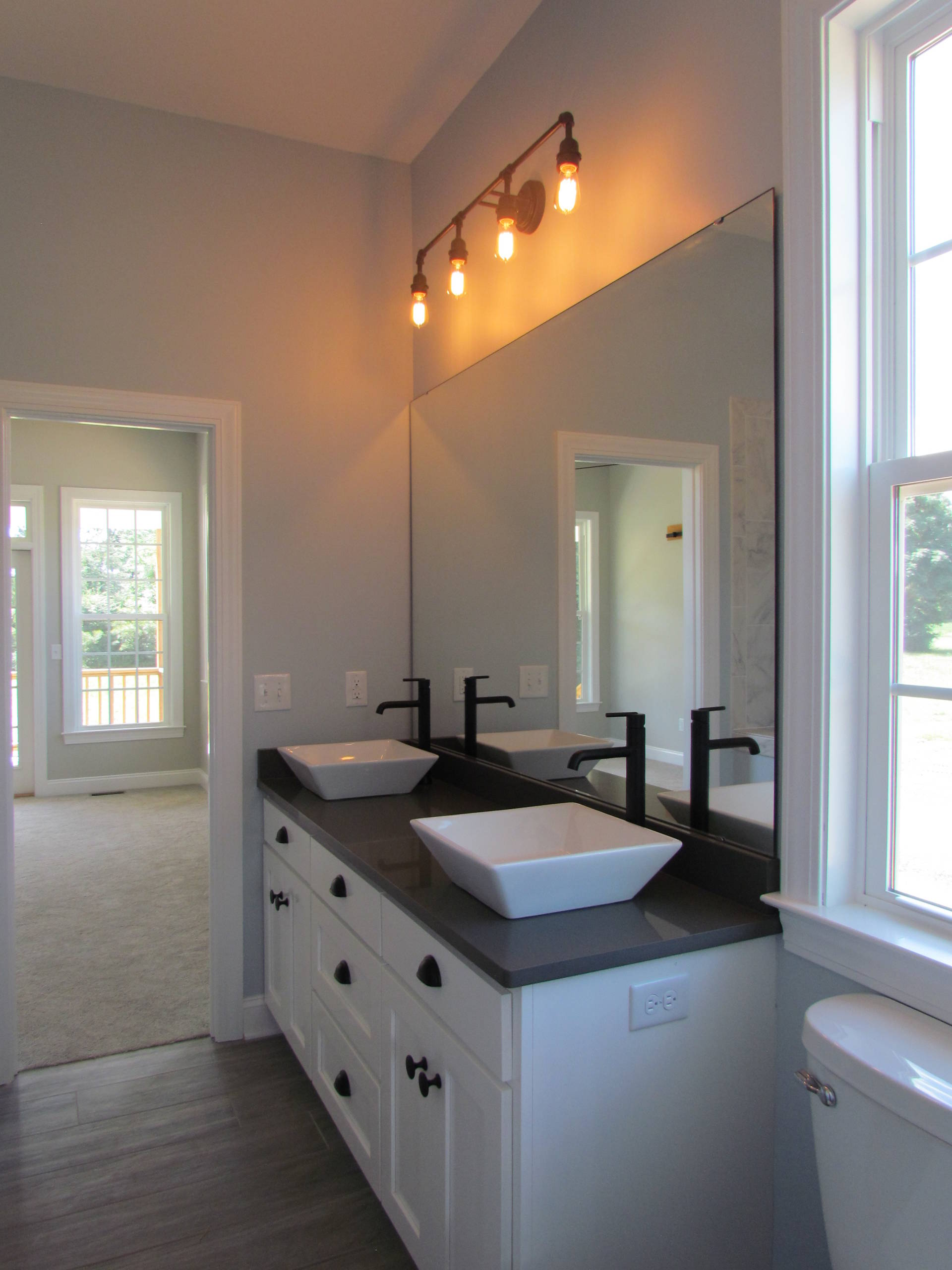 Charming Little Farmhouse