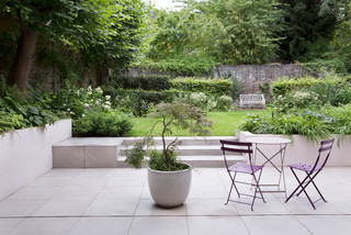 Patio of the Week: A Beautiful Walled English Garden (13 photos)