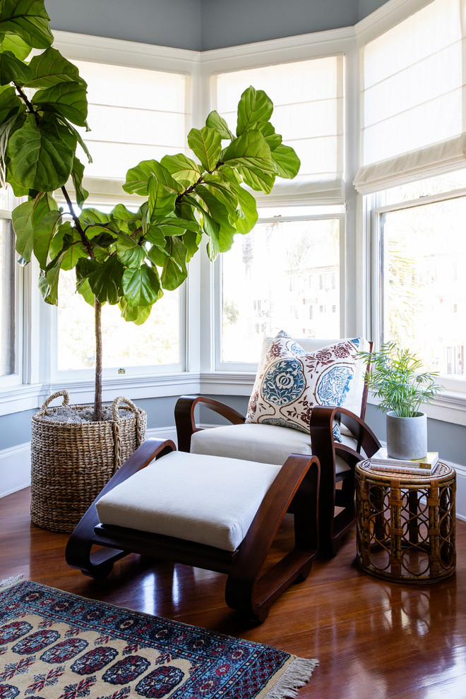 Inspiration for a small eclectic sunroom in San Diego with medium hardwood floors.