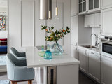 Transitional Kitchen by Студия Татьяны Архиповой
