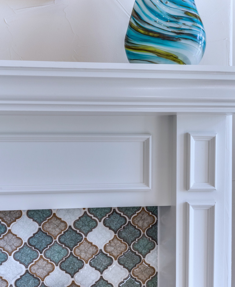 Home design - transitional home design idea in Dallas