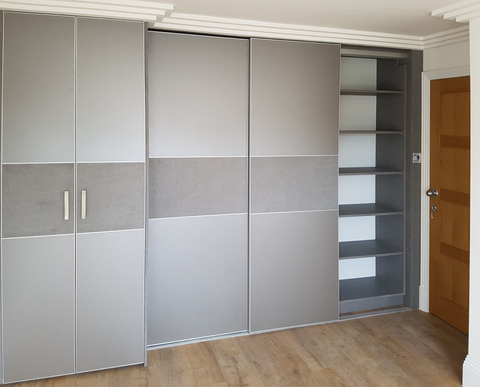 Bespoke Fitted Sliding Wardrobe