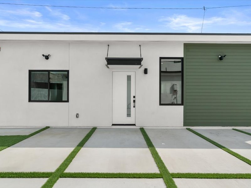Long Beach Main House and ADU/JADU