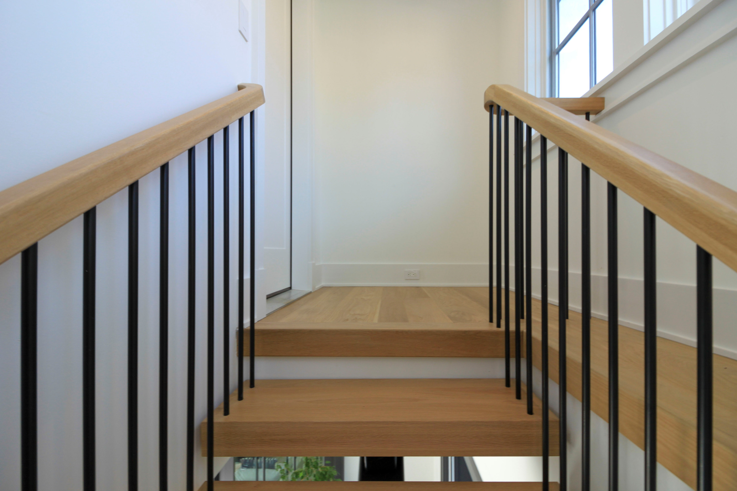 96_Dramatic cantilevered no-riser staircase, Bethesda, MD 20814