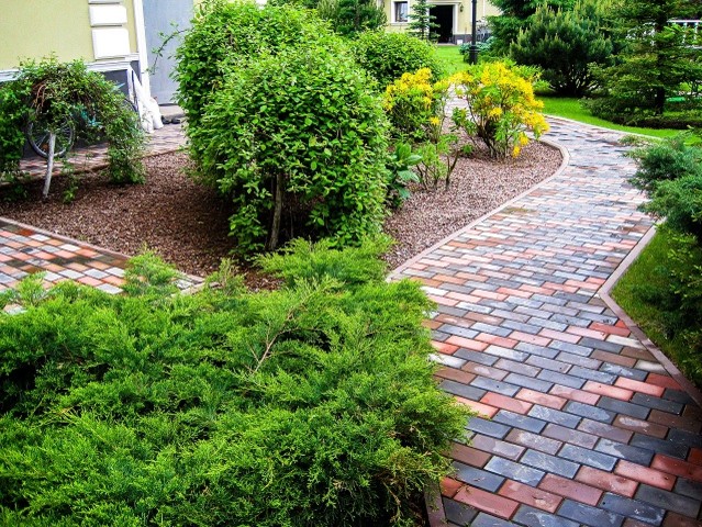 Благоустройство и озеленение