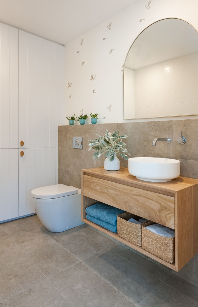 Beach style bathroom in Central Coast.