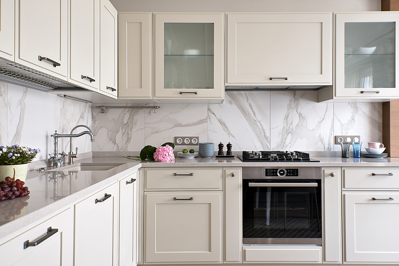 Интерьер с елочкой