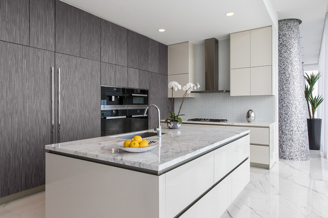 Grove at Grand Bay contemporaneo-cocina