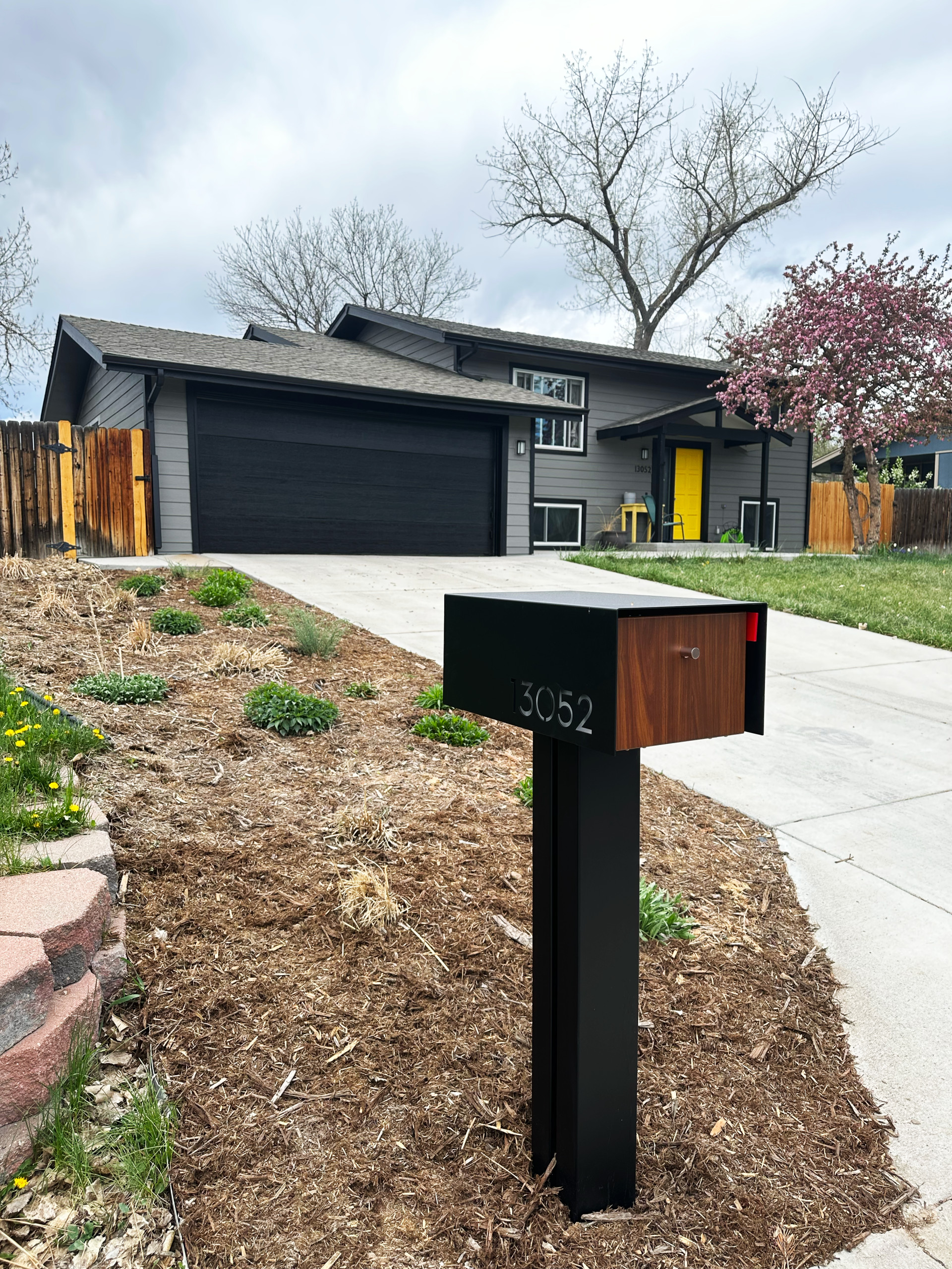 James Hardie New Deck Cable Railing + Shade Sail Posts