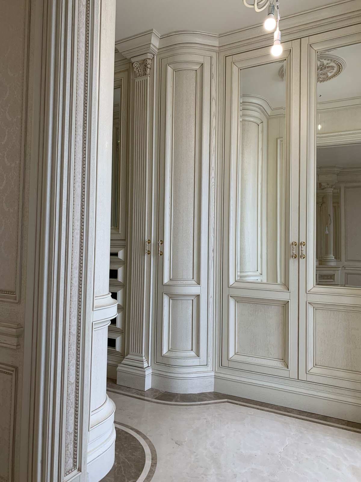 Деревянный интерьер квартиры