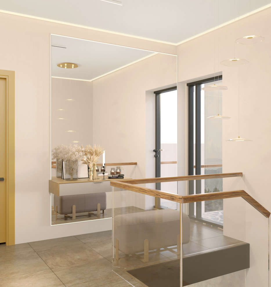 Двухэтажный жилой дом с видом на горы.