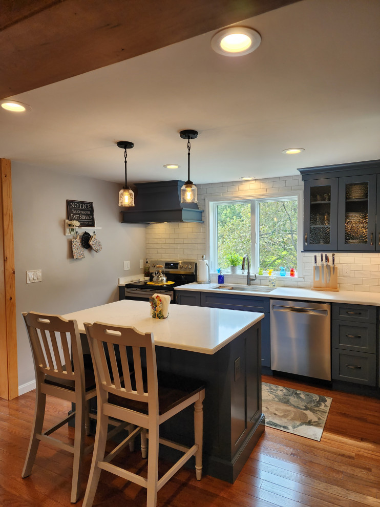 6436 - Smokey Blue Kitchen