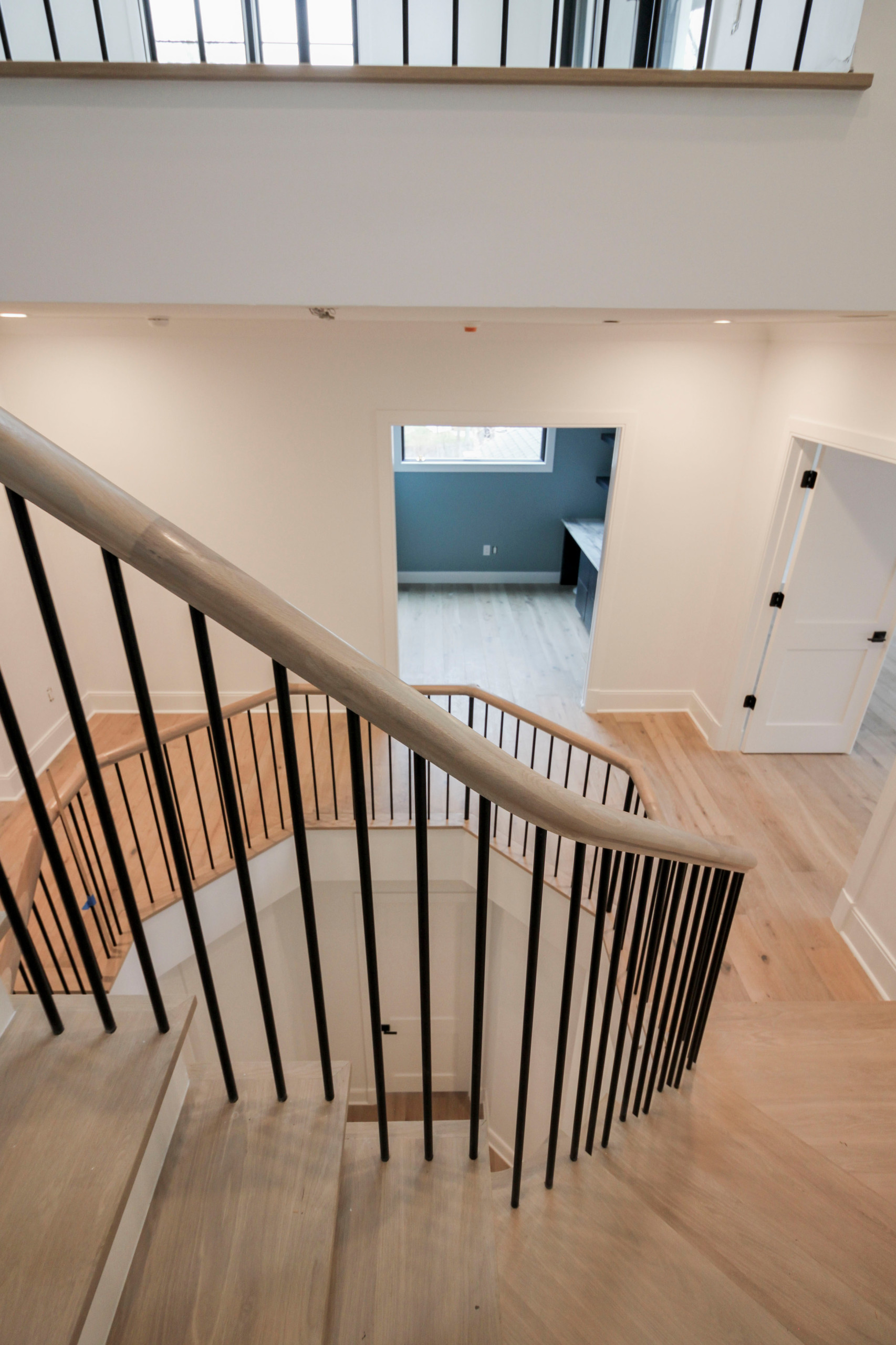 100_Hexagonal Floating-Staircase, Bethesda MD 20817