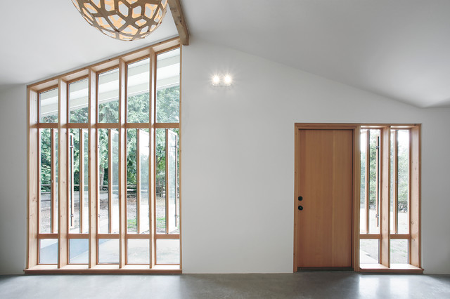 Stable Conversion retro-garage