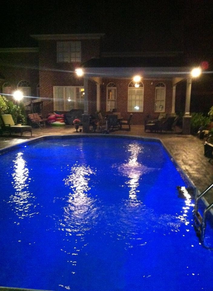 Design ideas for a traditional pool in Nashville.