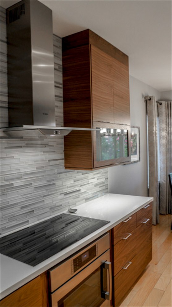 Example of a trendy kitchen design in Phoenix