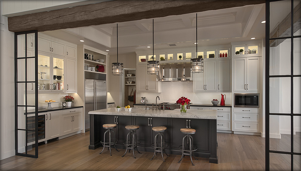Kitchen - rustic kitchen idea in Phoenix