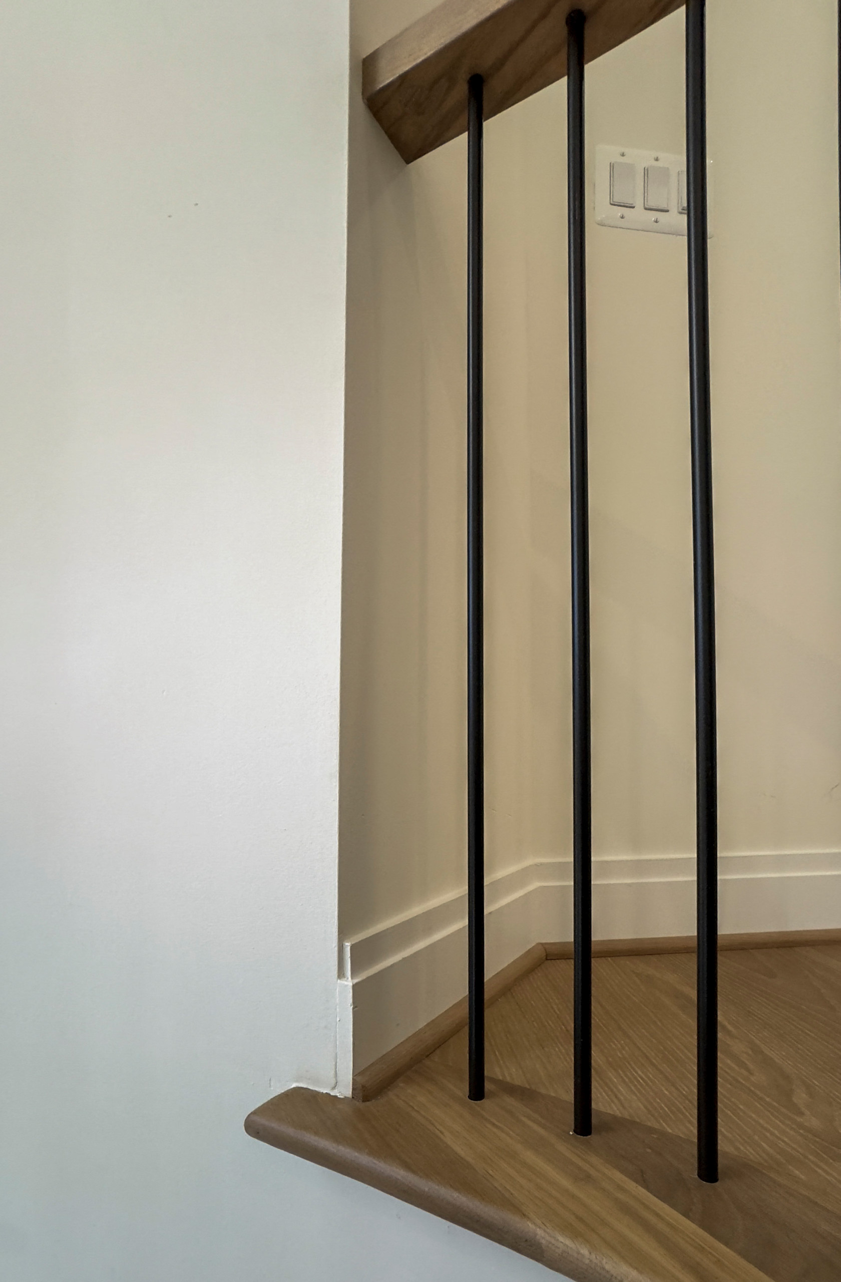 144_Attractive Transitional Staircase in Impressive Modern Home, Vienna VA 22180