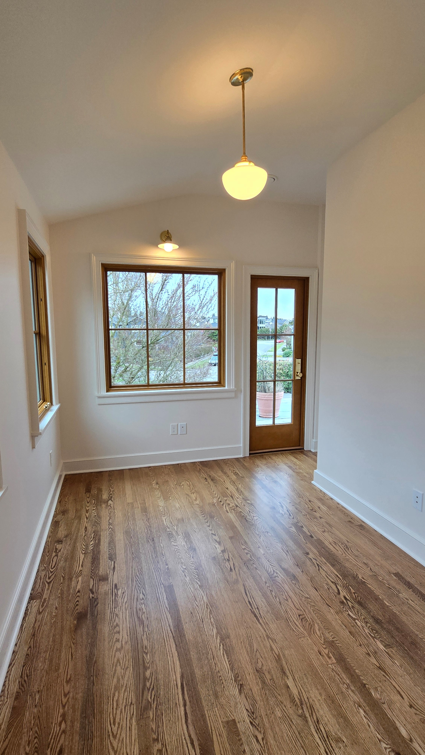 Extensive Home Renovation-Magnolia