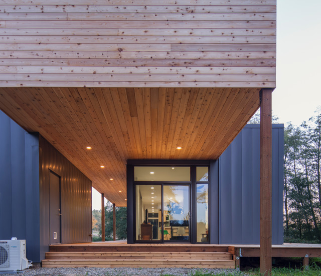 Peninsula Shift contemporary-terrace