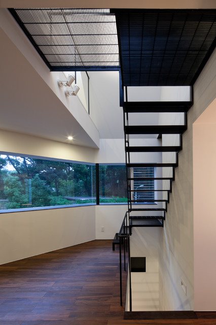 公園前の家 moderno-scale
