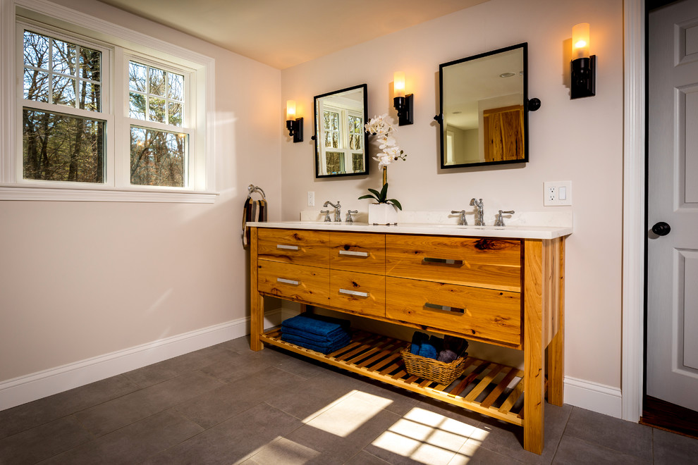 Home design - transitional home design idea in Boston