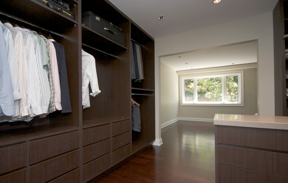 Inspiration for a contemporary storage and wardrobe in Toronto.