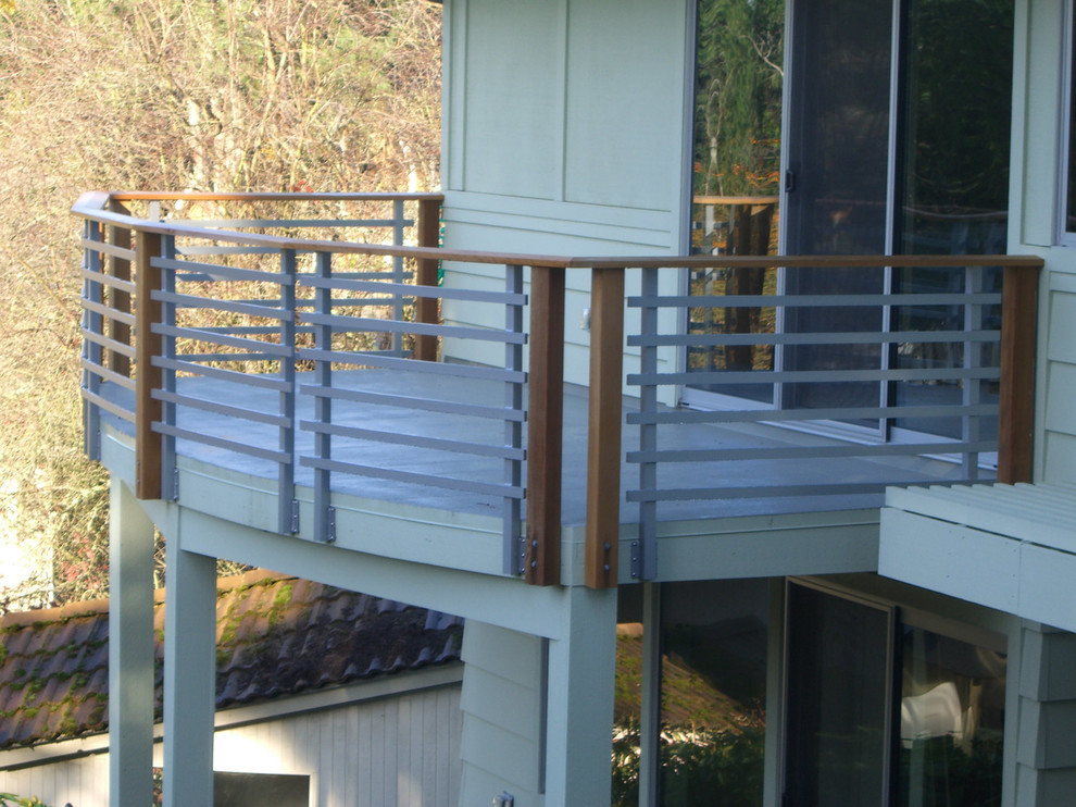 Inspiration for a small contemporary backyard deck in Portland with no cover.