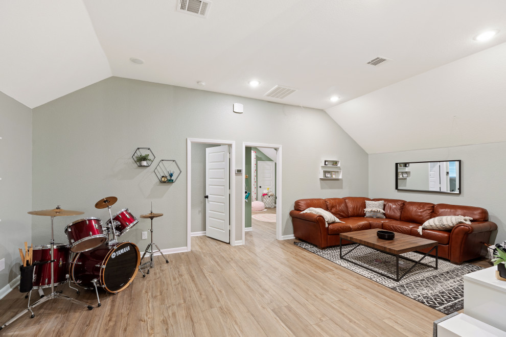 Thaddeus Attic Conversion