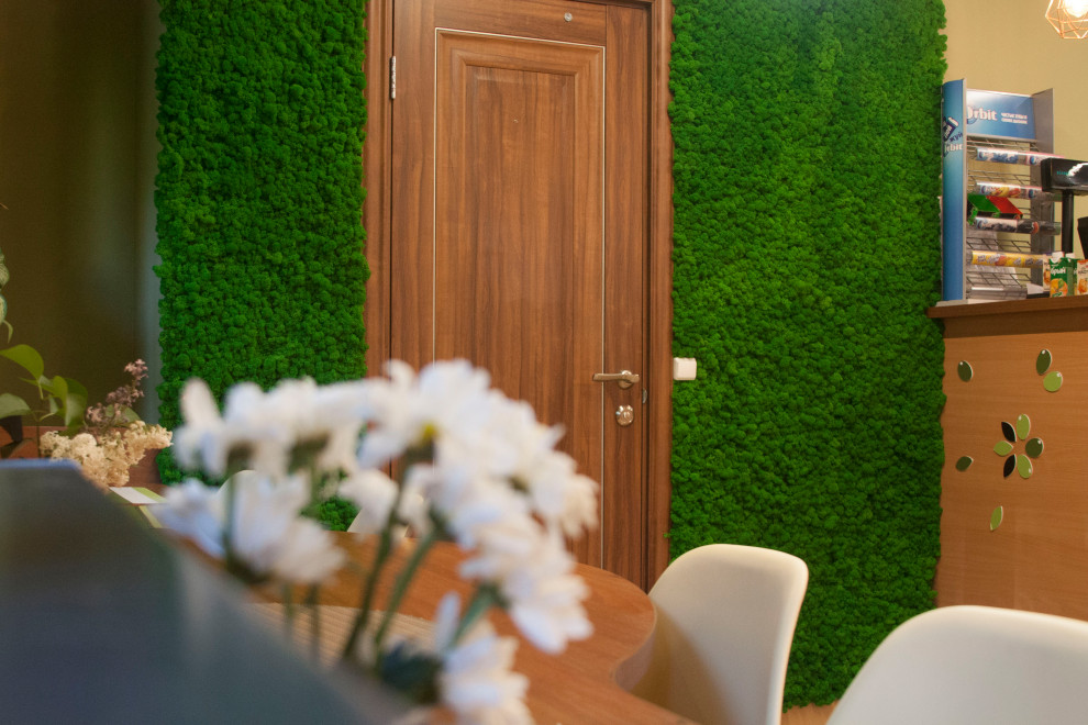 Панно из мха ягель для кафетерия