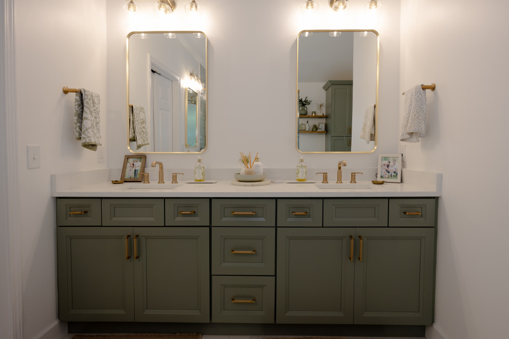 Luxury Master Bathroom & Custom Walk-In Closet Woodstock