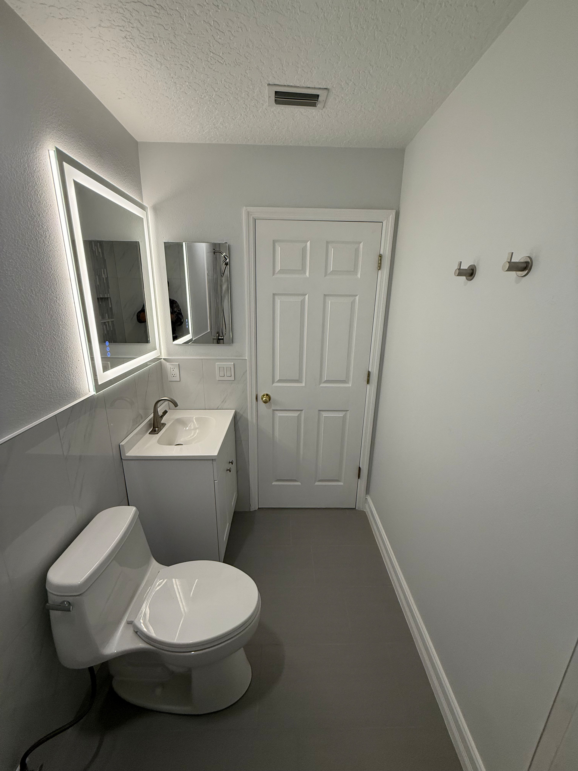 Guest Bathroom Refresh