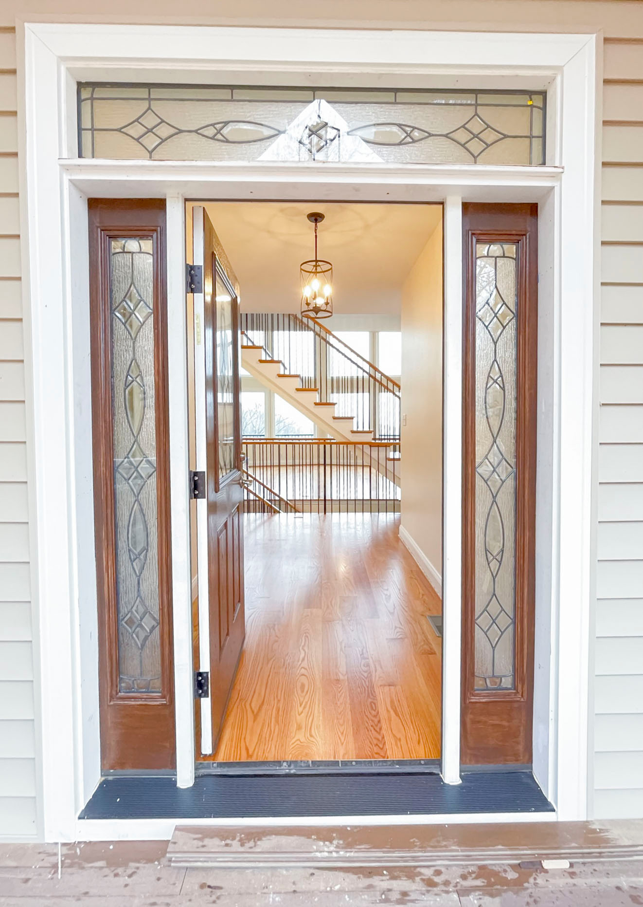 97_Airy Straight-Floating Staircase in Transitional-Mountain Home, Luray, VA 228