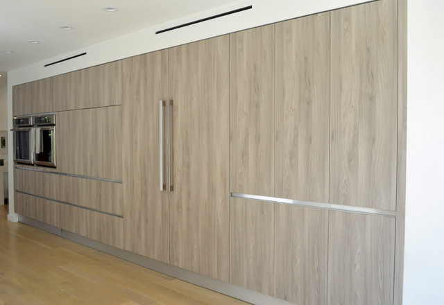 Bright Modern contemporary-kitchen