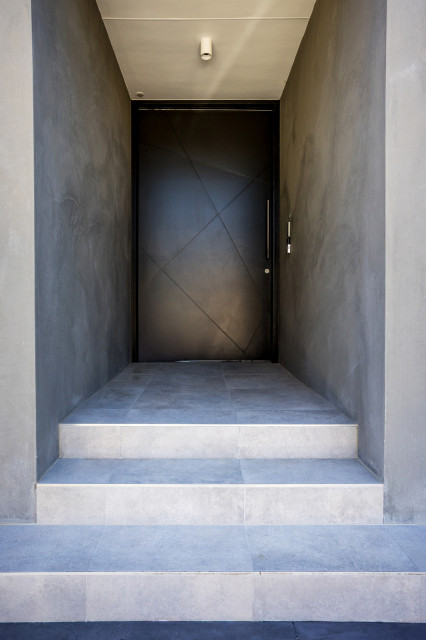 Blue Mosaic contemporary-entry