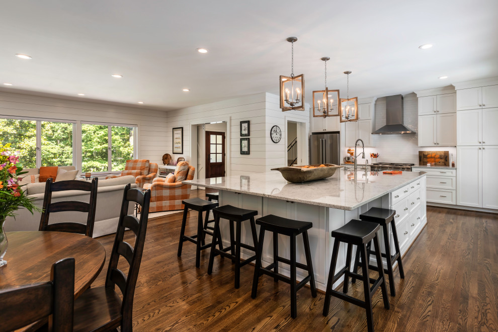 Kitchen - transitional kitchen idea