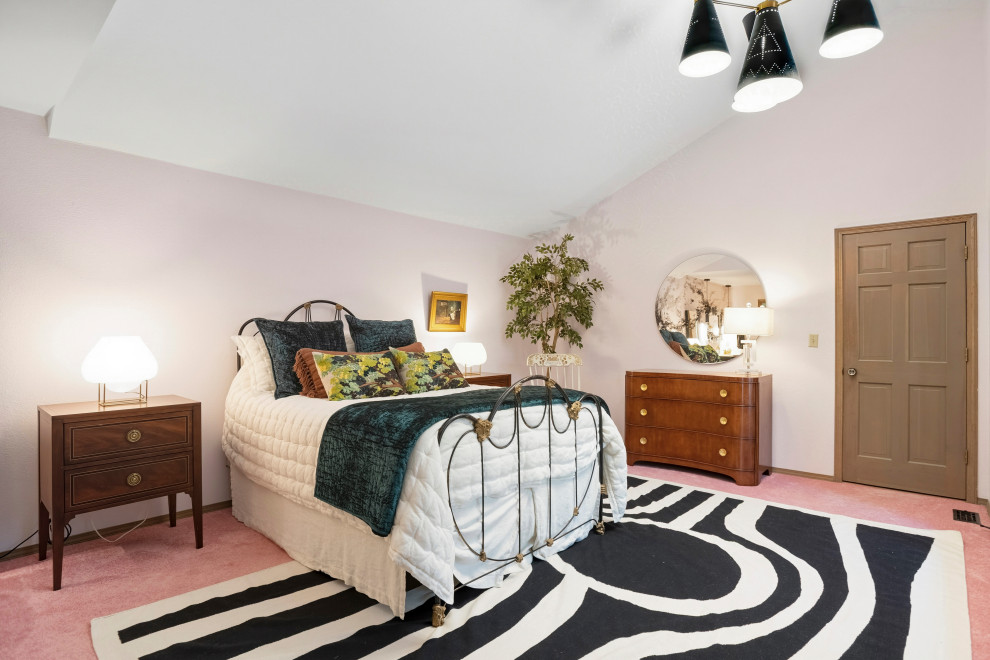 Rosy Relaxing Guest Room