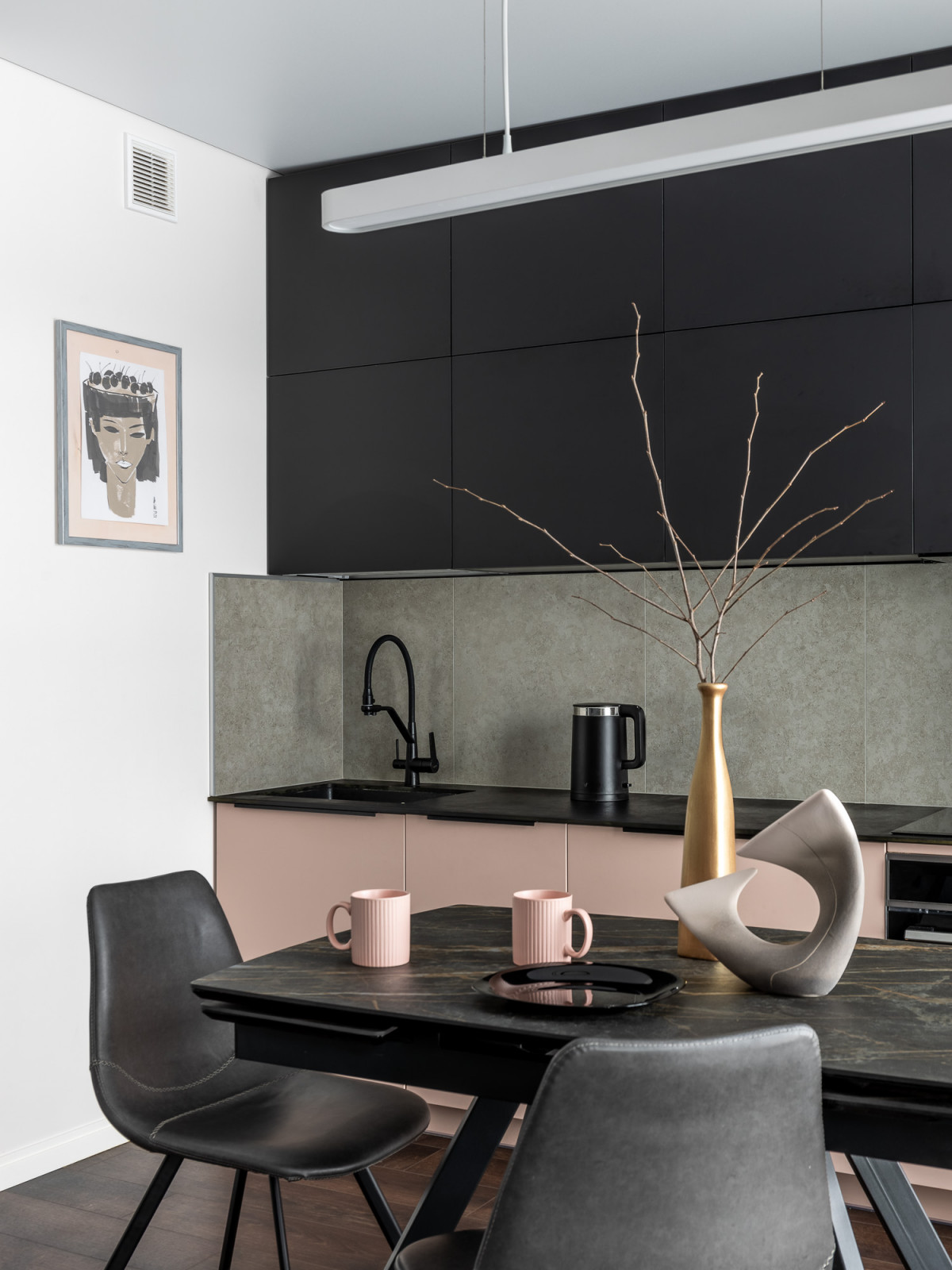 Graphite Rose: контраст, который влюбляет