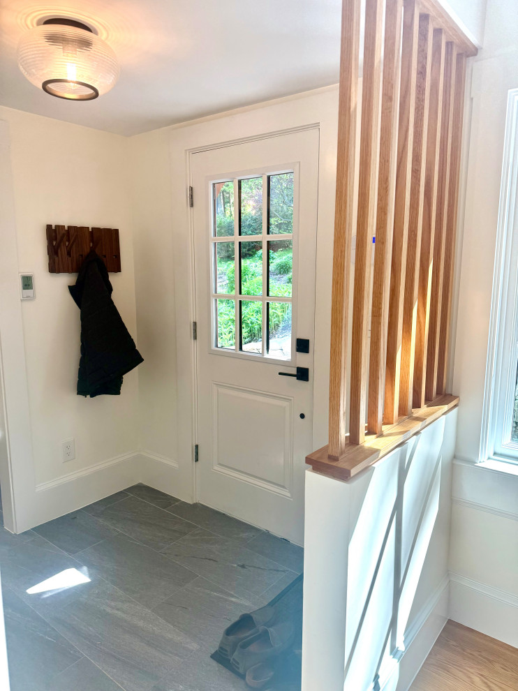 Transitional entryway photo in Boston