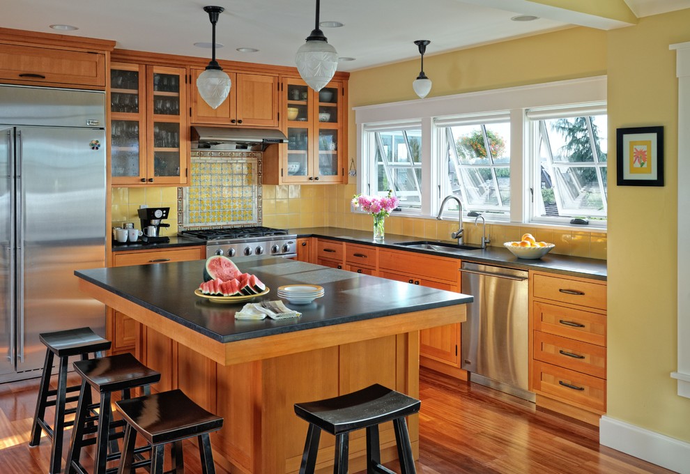 Transitional kitchen in Seattle with stainless steel appliances.