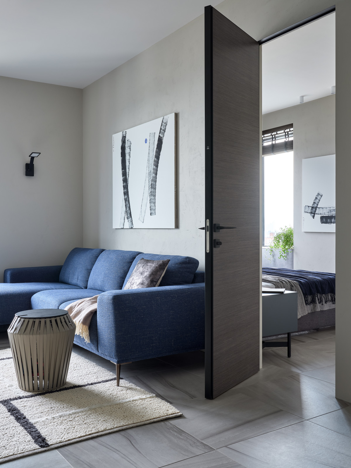 Аппартаменты на 35 этаже. Дизайнер Валерия Москалева. Публикация Elle Decoration