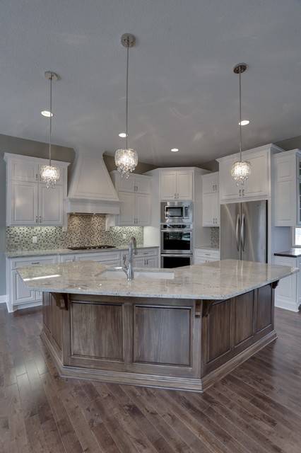 Customized Aspen traditional-kitchen