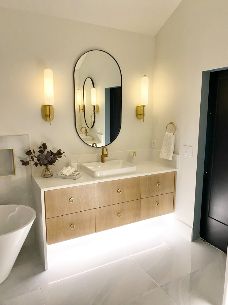Milton Blue bathroom