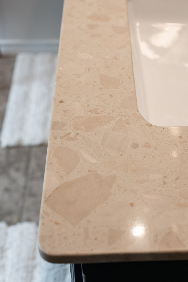 | Master Bathroom