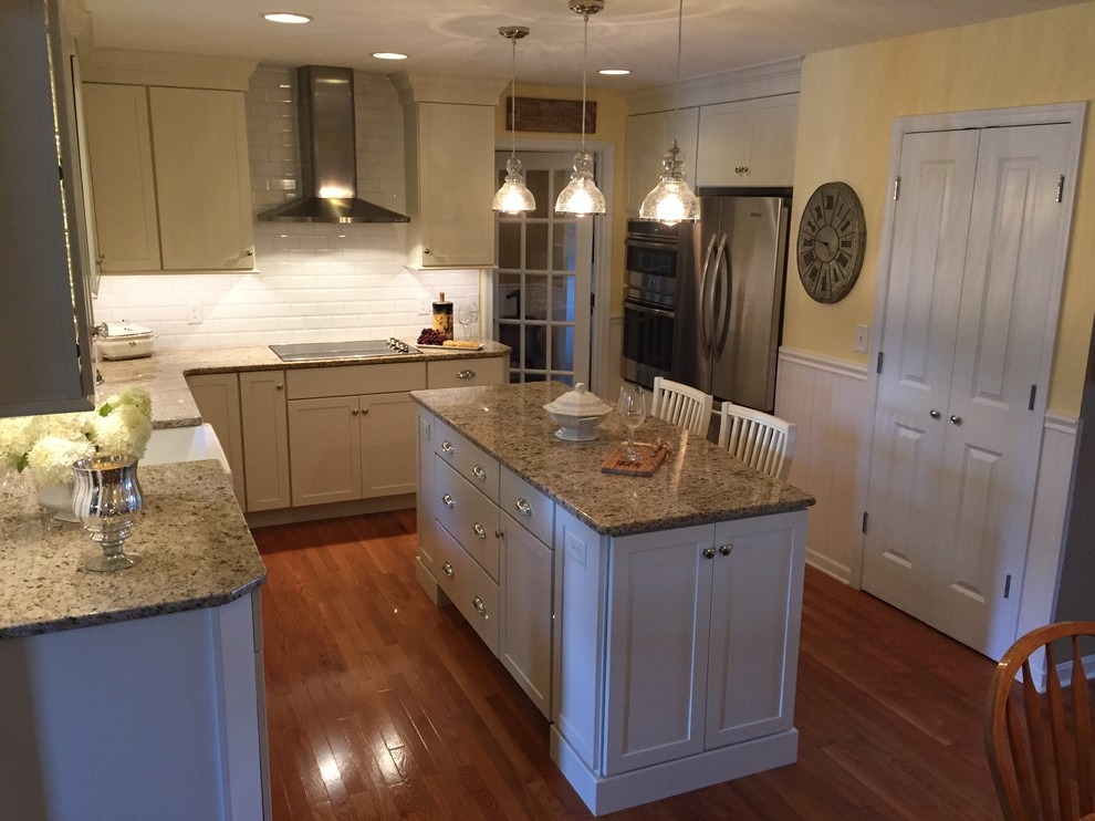 Off-white & White Kitchen with the Perfect Amount of "Glimmer"