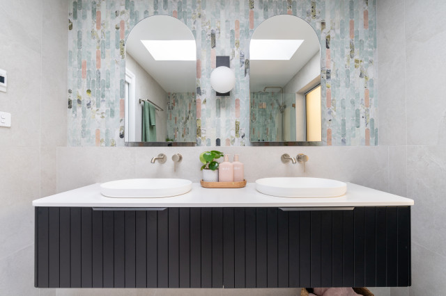 I + D Ensuite Project trendy-badevaerelse