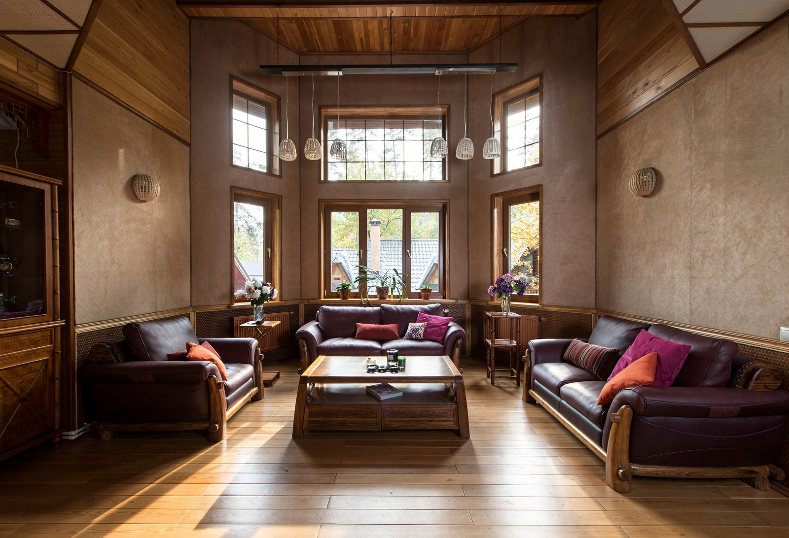 Интерьер в этническом стиле. Фотосъемка для журнала "Красивые деревянные дома"