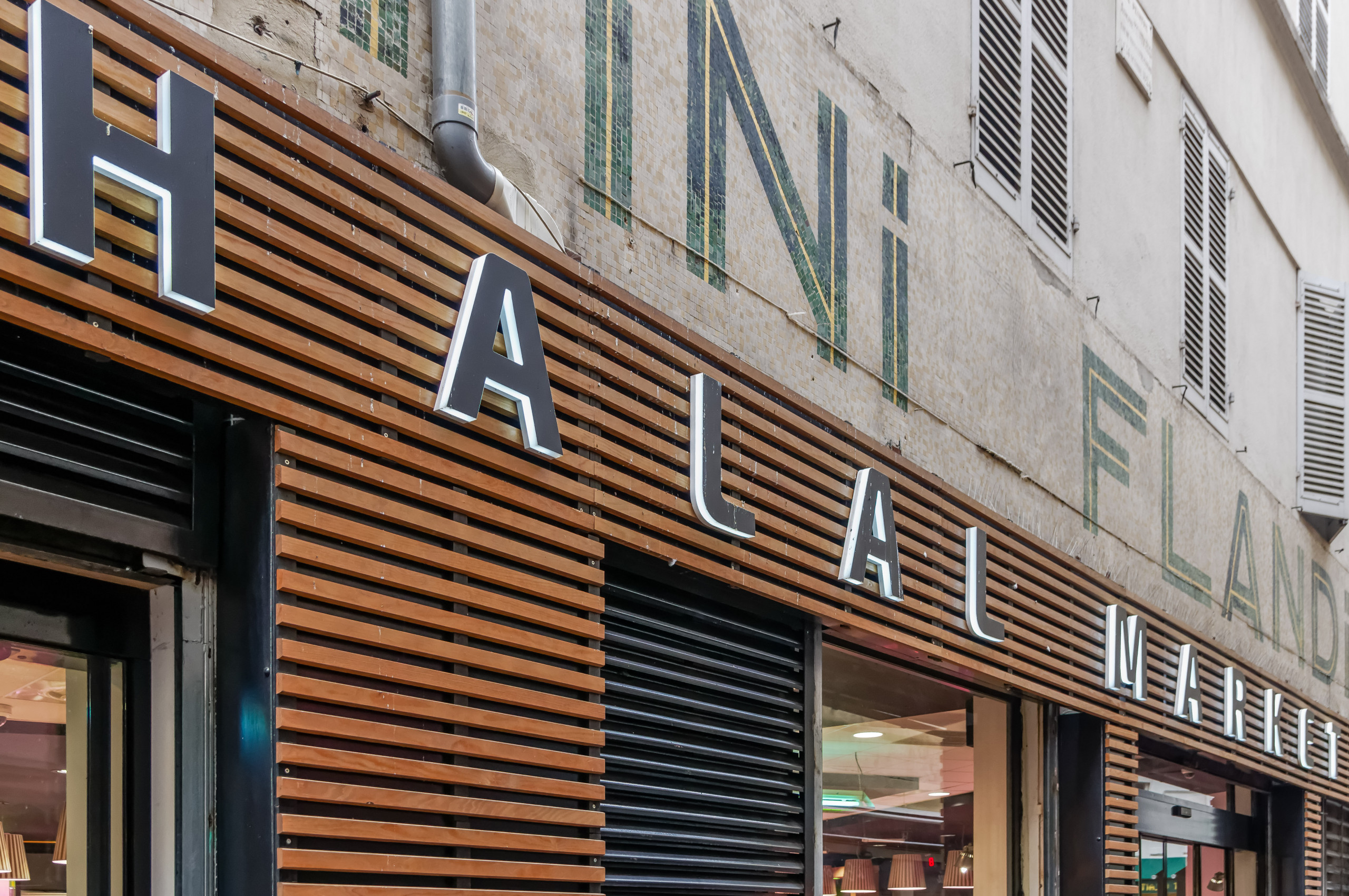 Restructuration lourde : Modernisation d'un Marché de Bouche — Marseille
